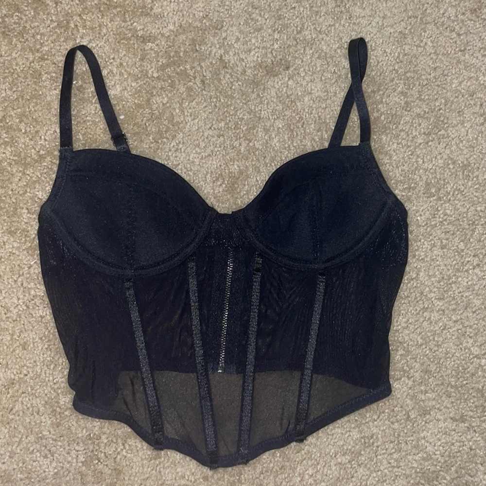 Black crop top